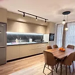 Daire Spacious Fancy Tiran